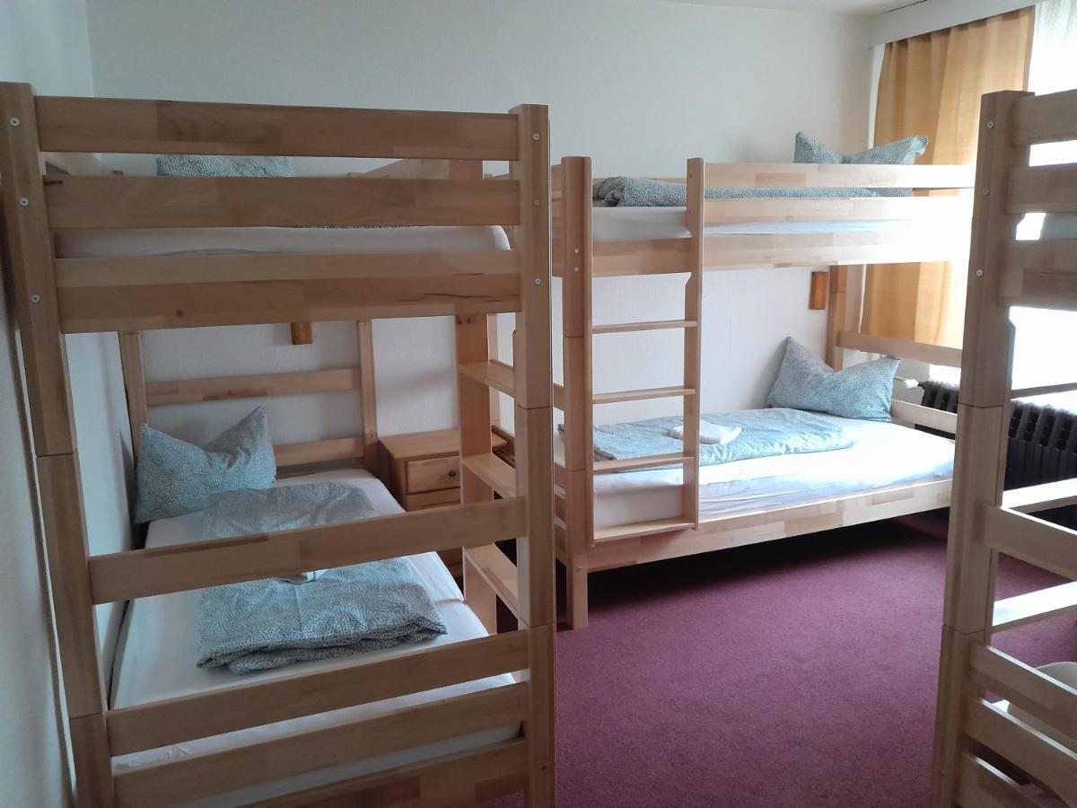 Ostalgie Ferienheim Sorgenfrei Hotel Bagian luar foto