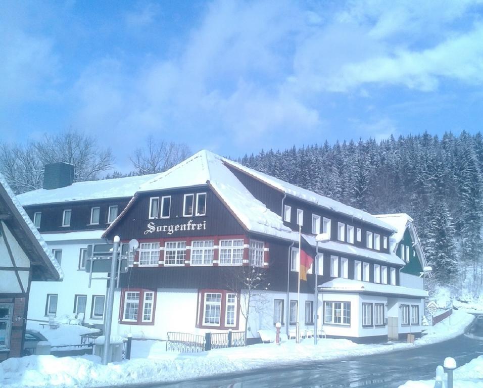 Ostalgie Ferienheim Sorgenfrei Hotel Bagian luar foto