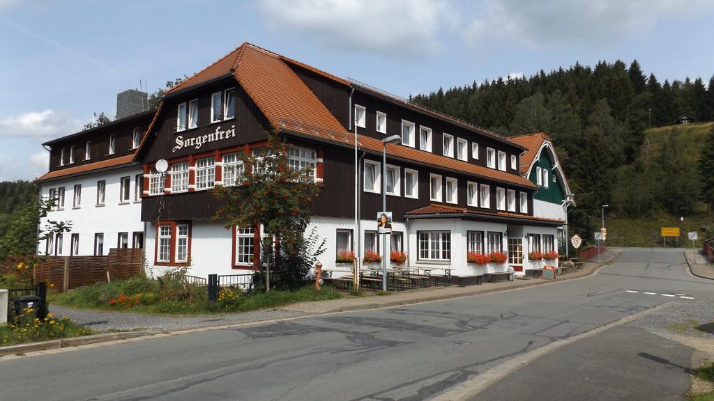Ostalgie Ferienheim Sorgenfrei Hotel Bagian luar foto